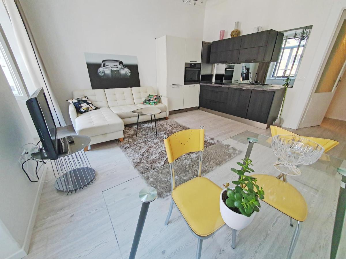 Casa Bianca - 2 Bedroom Design Apartment Trieste