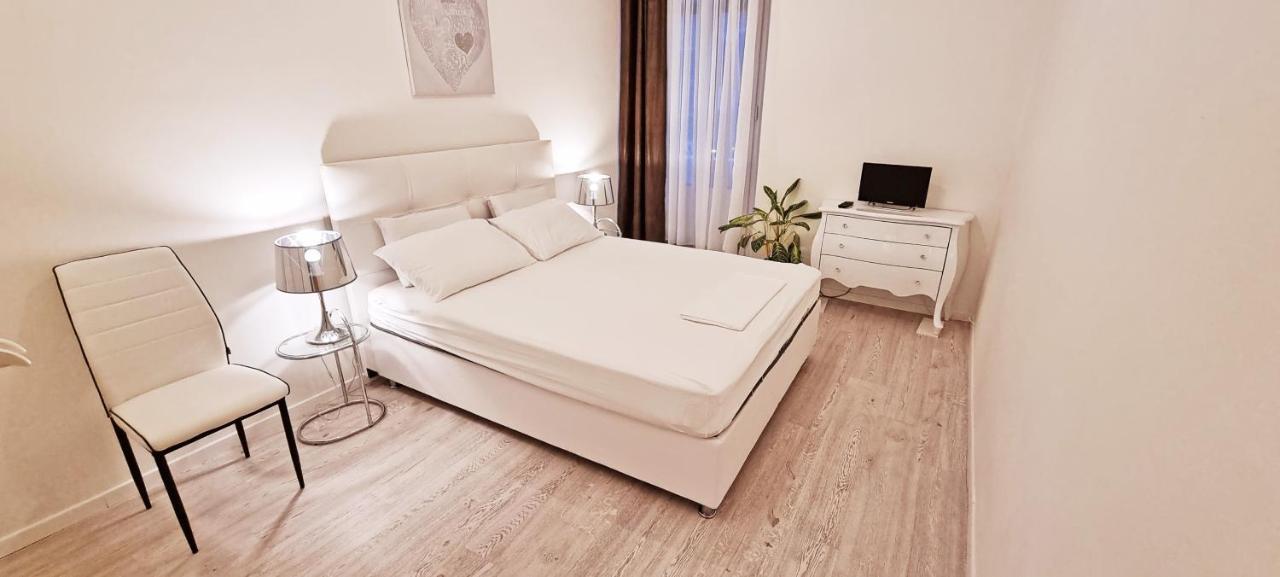 Casa Bianca - 2 Bedroom Design